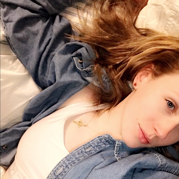 Meet your Posher, Julia - Picture 1 of 1